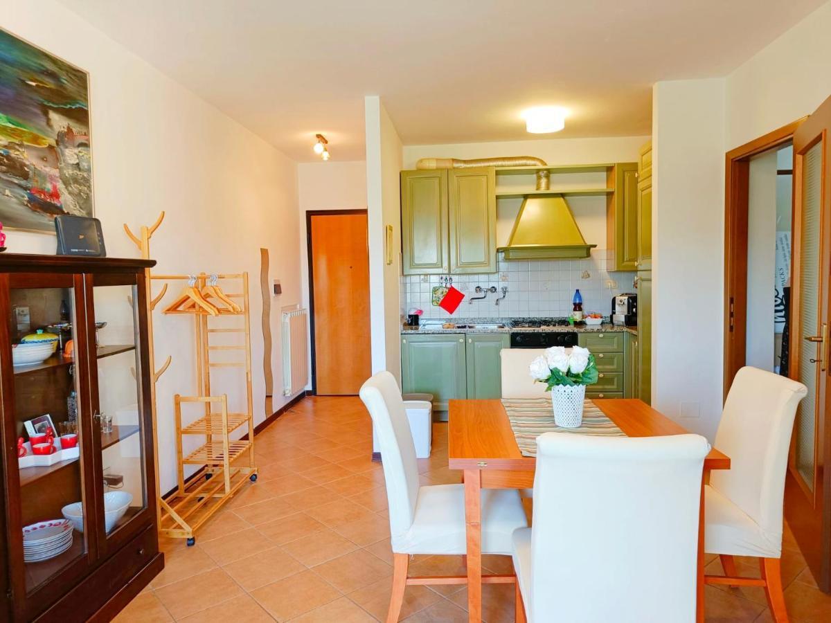 Siena Appartamento Con Splendido Terrazzo Presciano ภายนอก รูปภาพ